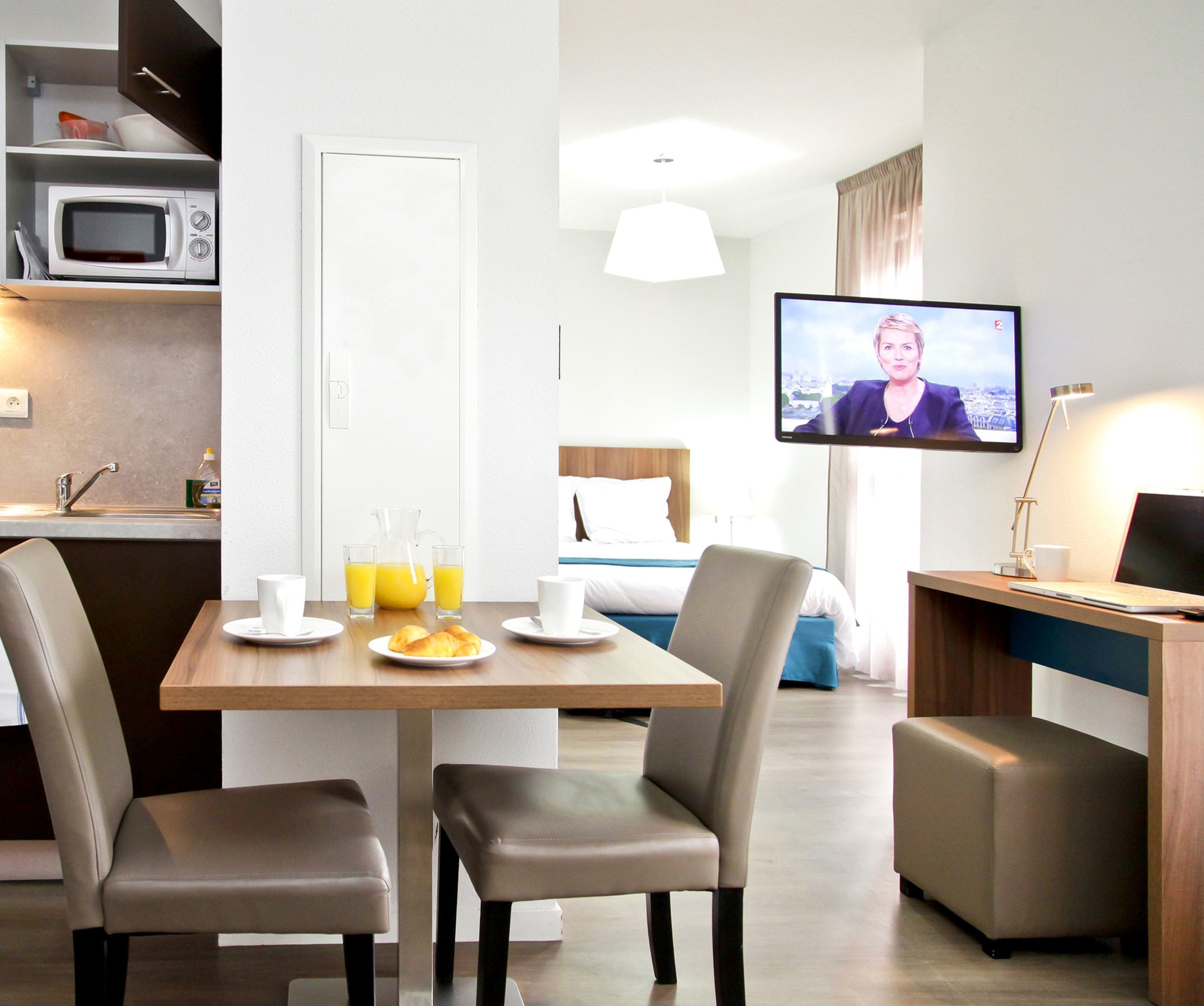 Soundproofing, free cribs/infant beds, bed sheets