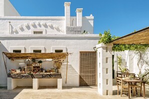 Courtyard - Masseria Narducci (Fasano)