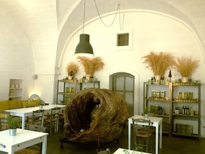 Free daily buffet breakfast - Masseria Narducci (Fasano)