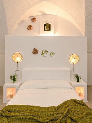 Comfort Room | Minibar, desk, laptop workspace, cots/infant beds - Masseria Narducci (Fasano)