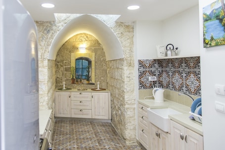 Mary's suite | ์ ์ฉ ์ฃผ๋ฐฉ | ์ปคํผ/ํฐ ๋ฉ์ด์ปค, ์ ๊ธฐ ์ฃผ์ ์