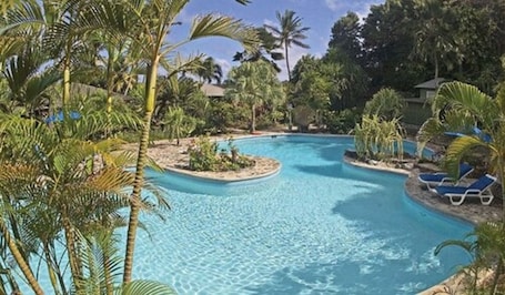 Outdoor pool, pool umbrellas, sun loungers