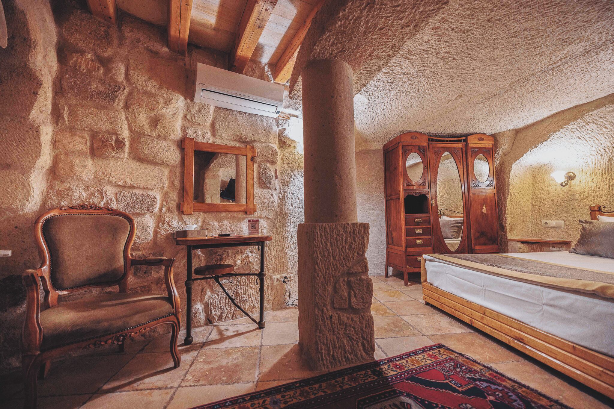 classic cave room | 1 bedroom, premium bedding, minibar, in-room safe