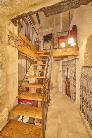 Grand Stone Suite | 1 chambre, literie de qualité supérieure, minibar