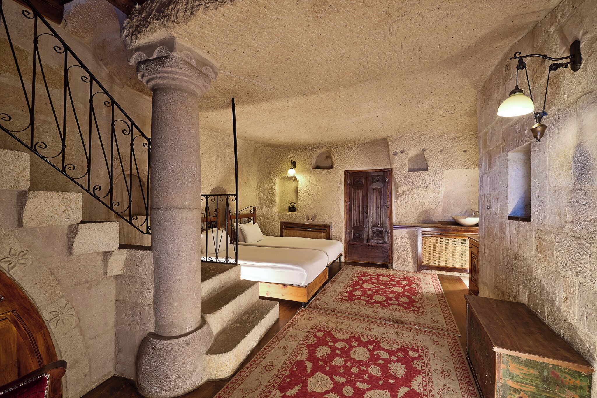 Eyvan Duplex Suite | 1 bedroom, premium bedding, minibar, in-room safe