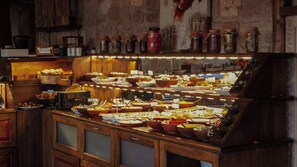 Free daily full breakfast - Mithra Cave Cappadocia (Nevsehir)