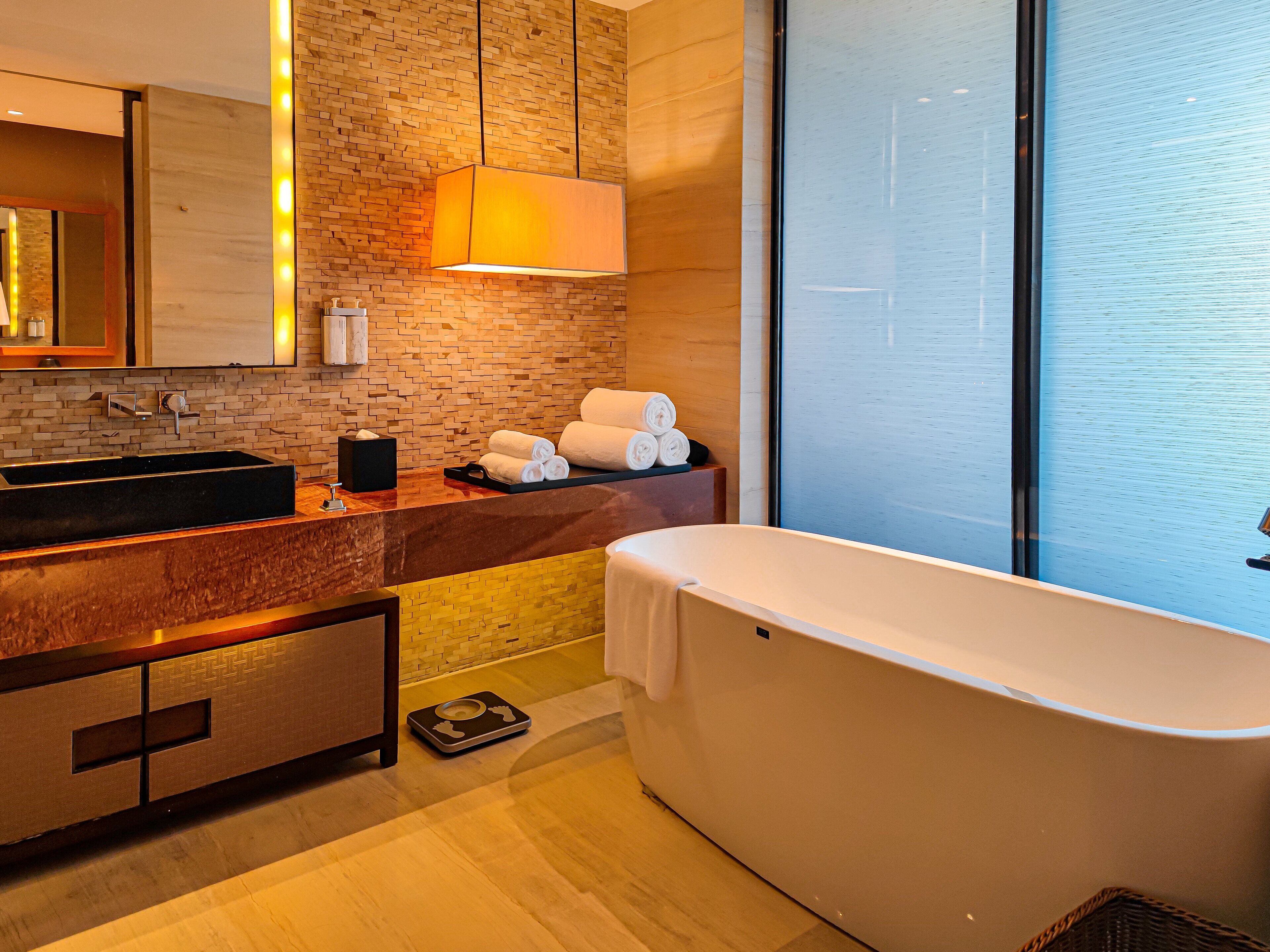 1 bedroom, minibar, in-room safe, desk