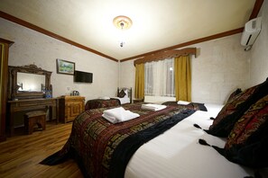 Standard Quadruple Room, 1 Bedroom - Arch Palace (Nevsehir)