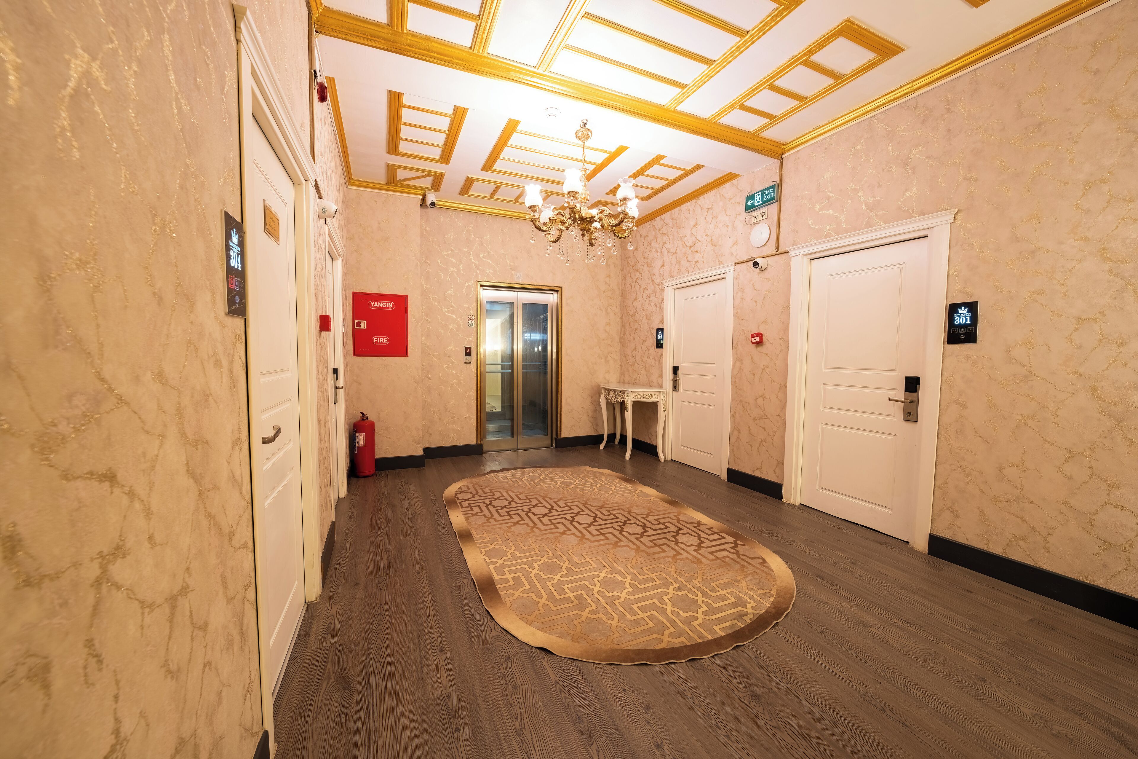 Foto - Diamond Royal Hotel