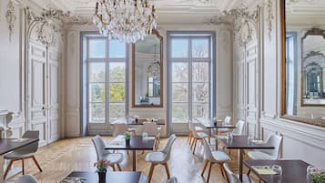 Daily buffet breakfast (EUR 18 per person)