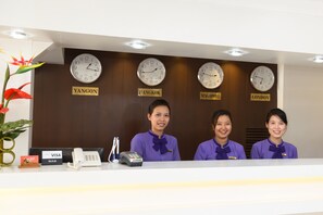 Reception - High Five Hotel (Yangon)