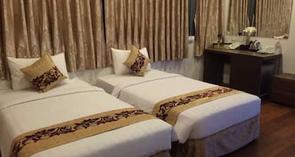 High Five Hotel