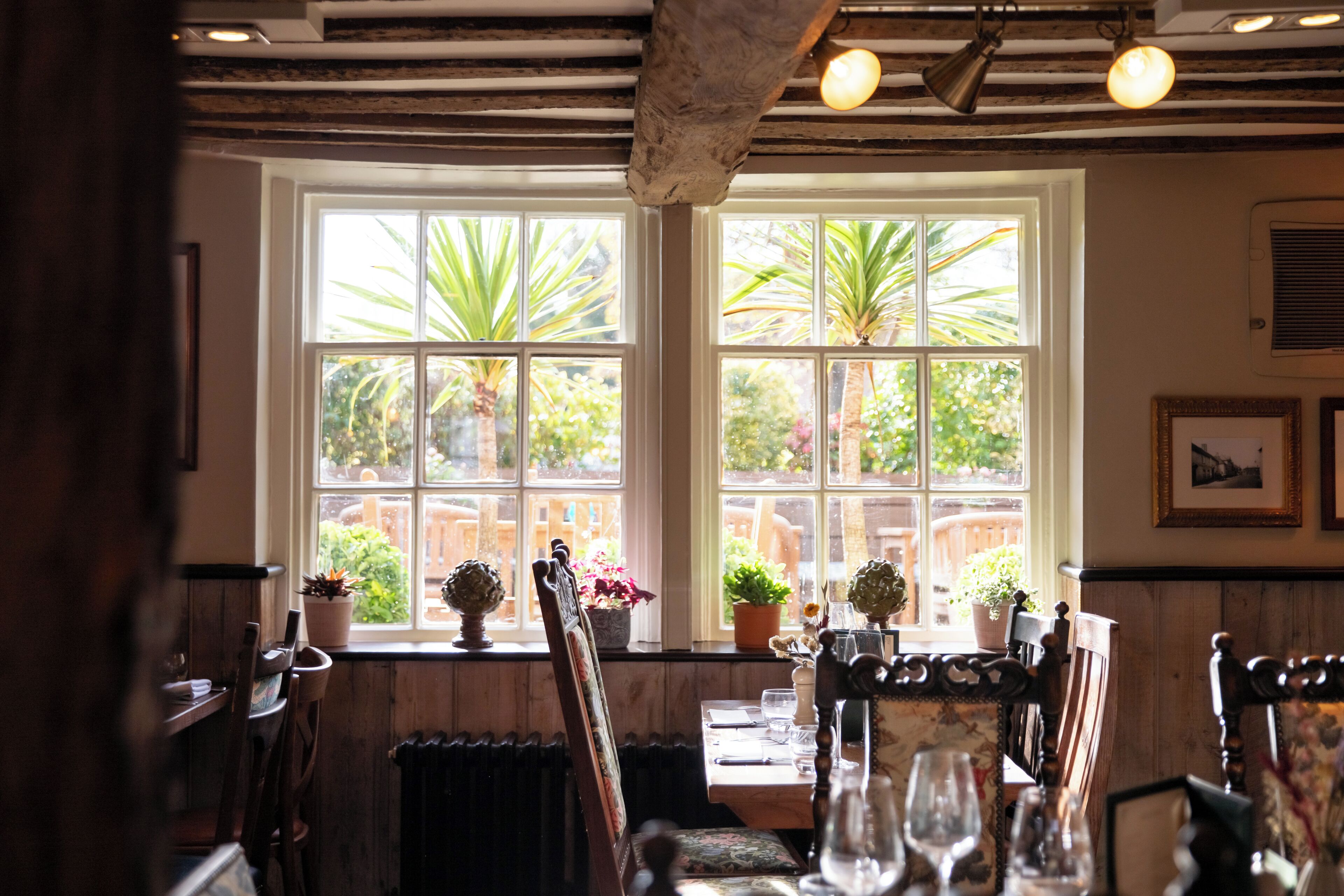 Lunch and dinner served, local cuisine