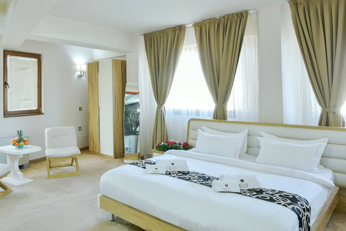 1 bedroom, minibar, in-room safe, individually furnished