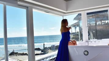 Sunio Jr Suite | Strand-/havudsigt