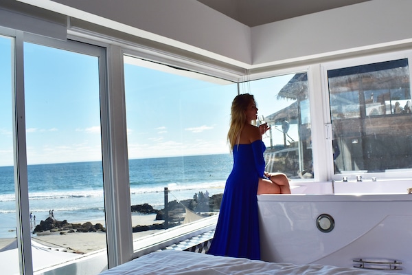 Sunio Jr Suite | Beach/ocean view