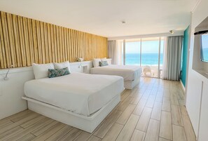 Decoración personalizada, muebles diferentes y cortinas blackout 