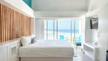 Sunio Suites | 浴室 | 淋浴設備、免費梳洗用品、提供毛巾、番梘