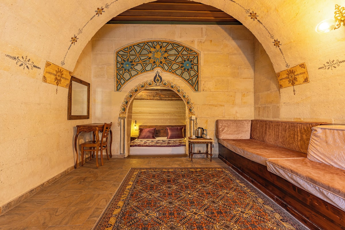 1 bedroom, premium bedding, Select Comfort beds, individually decorated