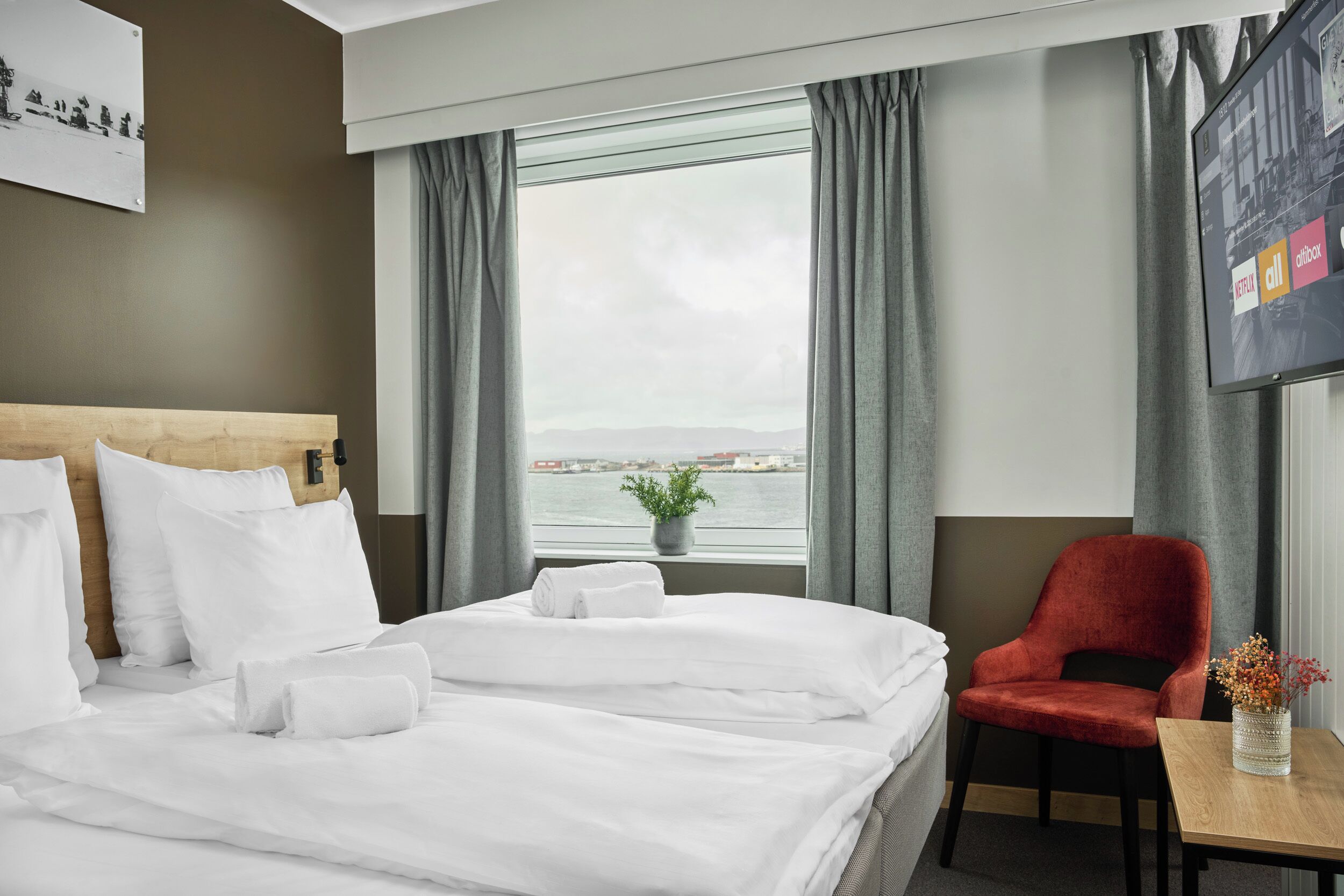 Superior Twin Room | Desk, soundproofing, WiFi (free), bed sheets