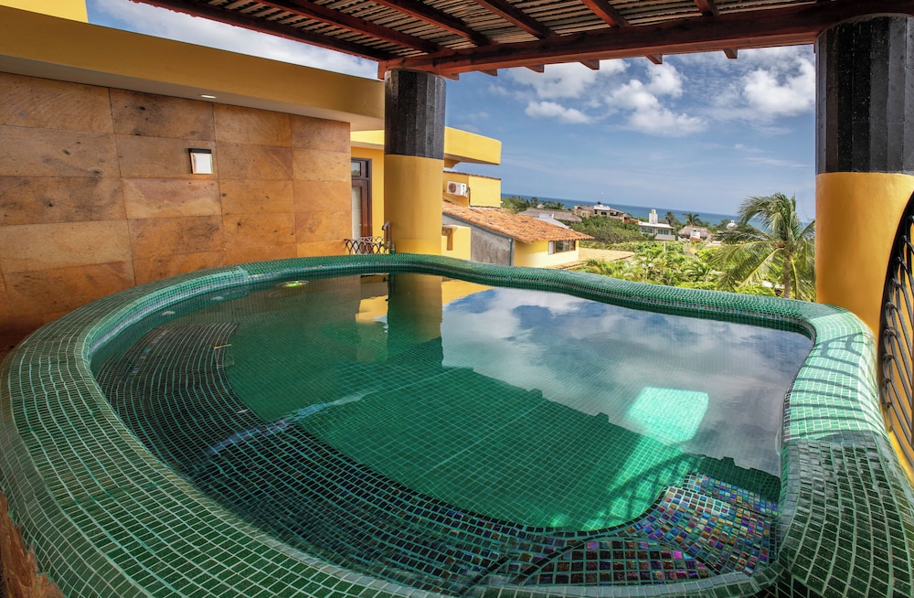 Suites La Hacienda by null