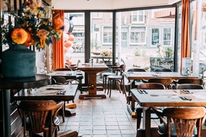 Interior - Hotel Café Restaurant Abina (Amstelveen)
