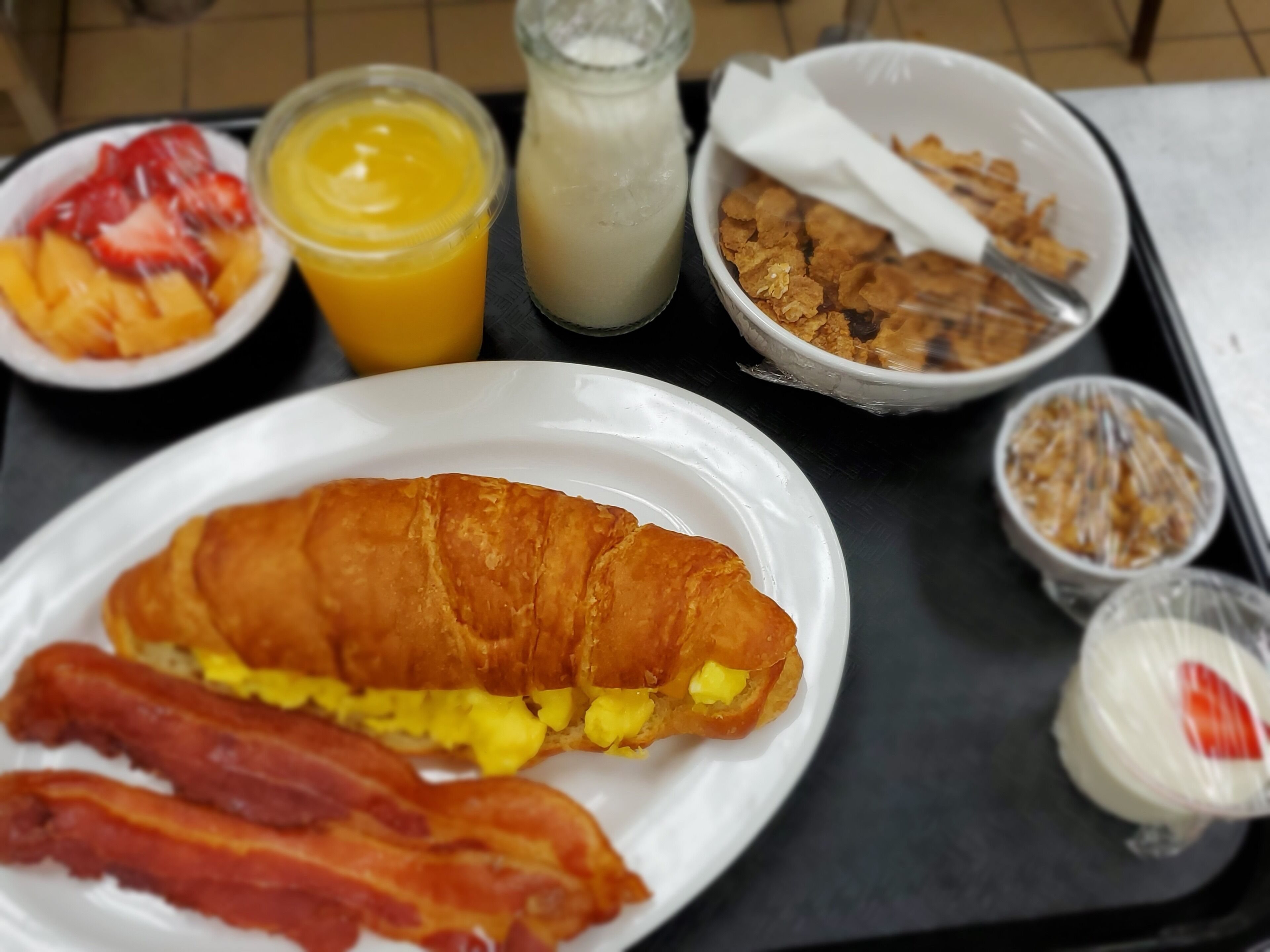 free daily full breakfast