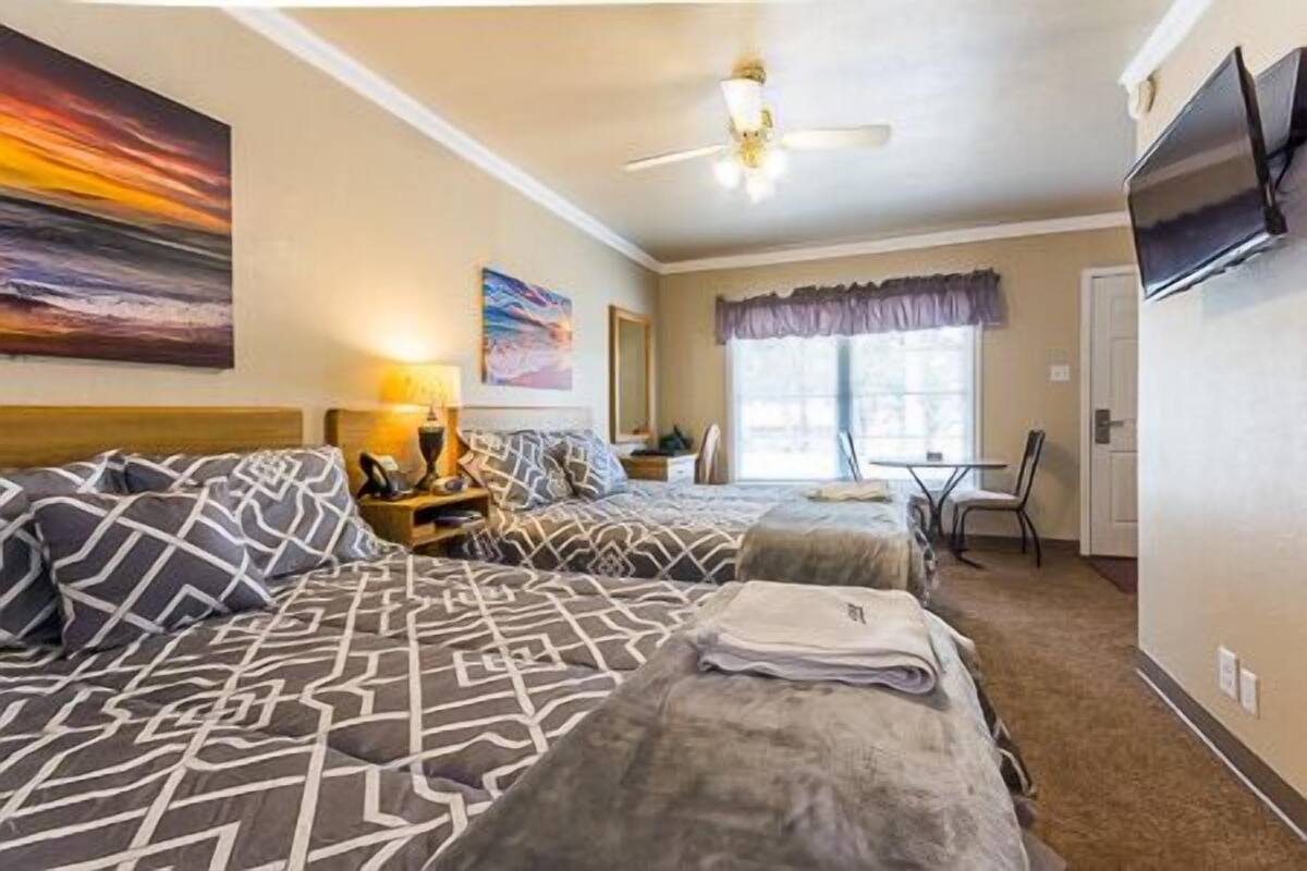 Standard Studio Suite, 2 Queen Beds (102-107) | In-room safe, desk, soundproofing, bed sheets