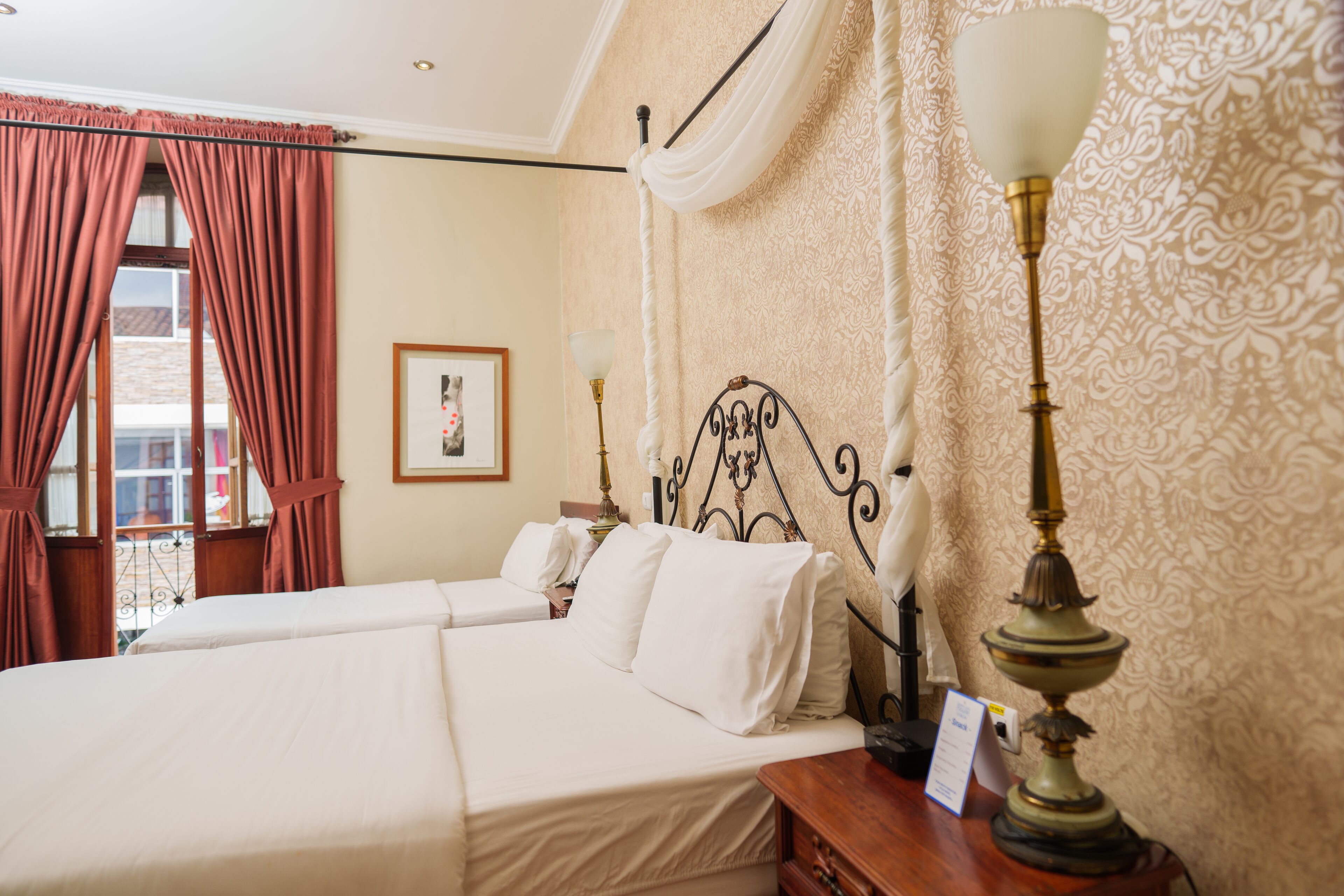 twin room | 1 bedroom, in-room safe, free wifi, bed sheets