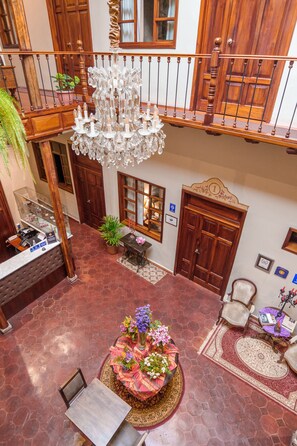 객실 내 식사 공간