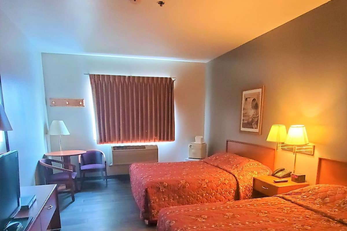 Soundproofing, iron/ironing board, free WiFi, bed sheets