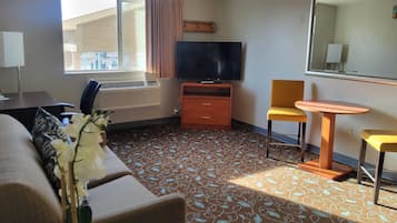 Soundproofing, iron/ironing board, free WiFi, bed sheets