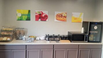 Desayuno continental incluido todos los días 