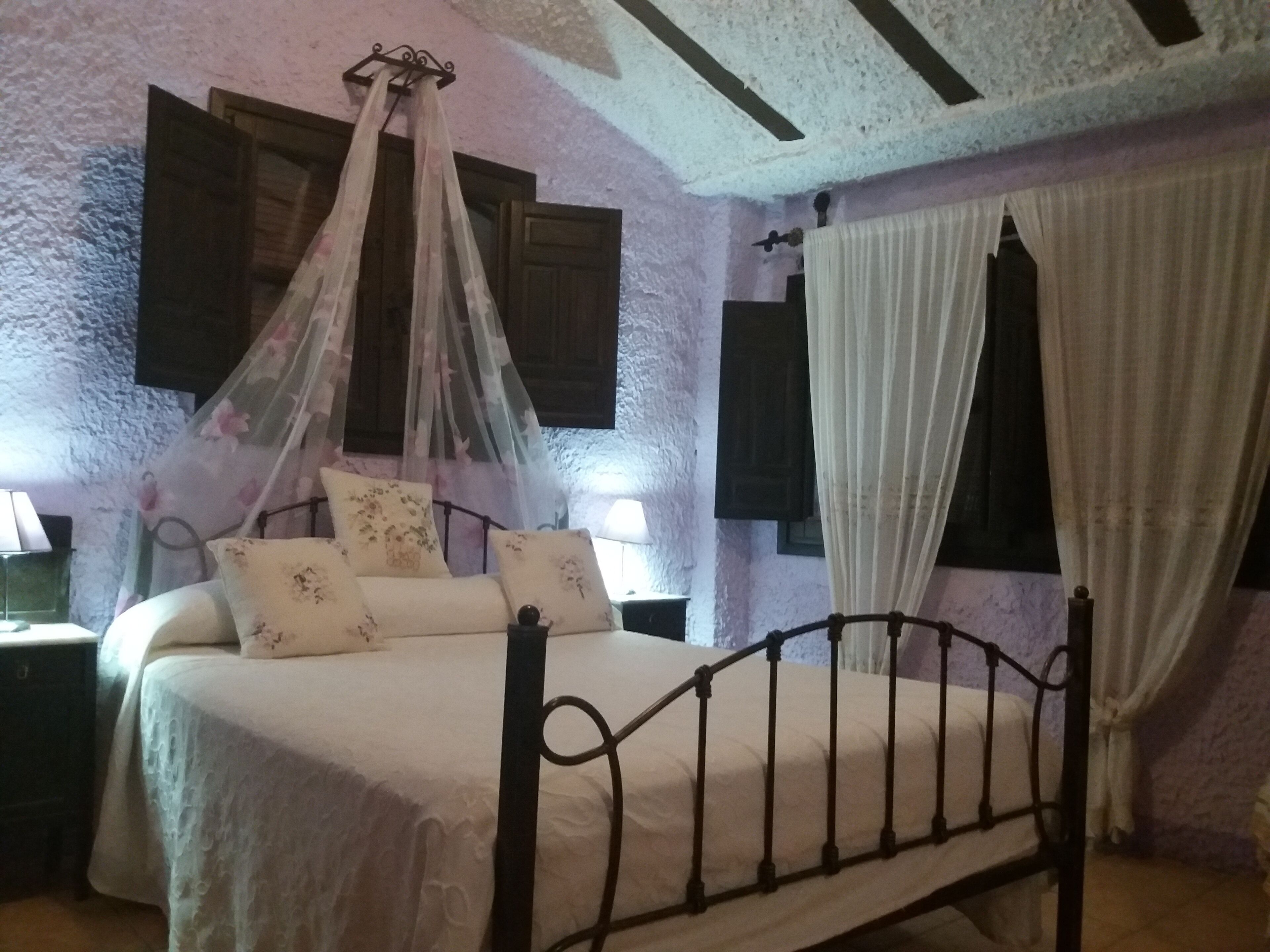 superior double room | individually decorated, individually furnished, desk, blackout curtains