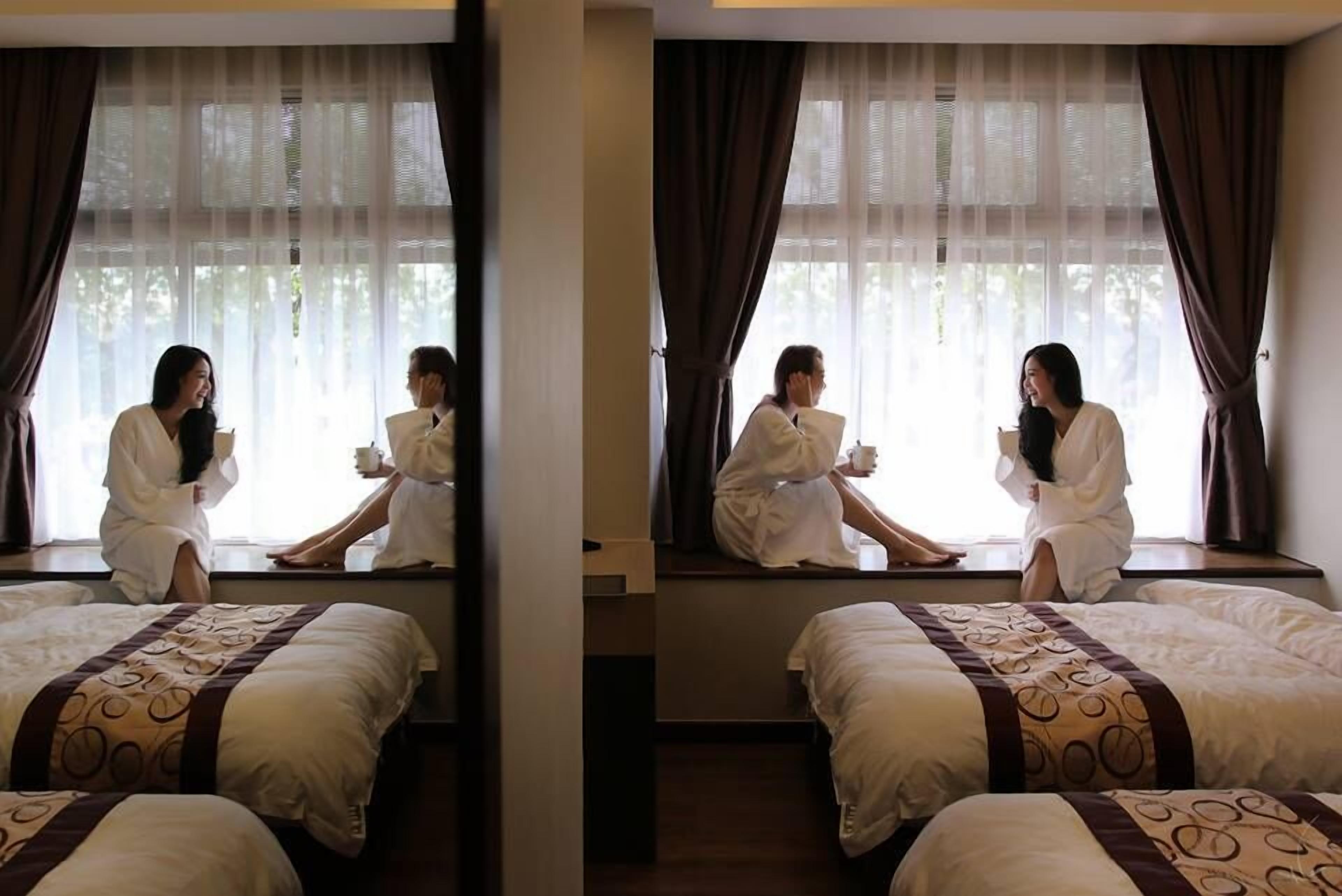 Standard Twin Room | Living area | LED TV