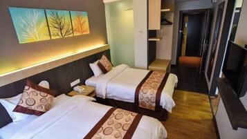 Rollaway beds, free WiFi