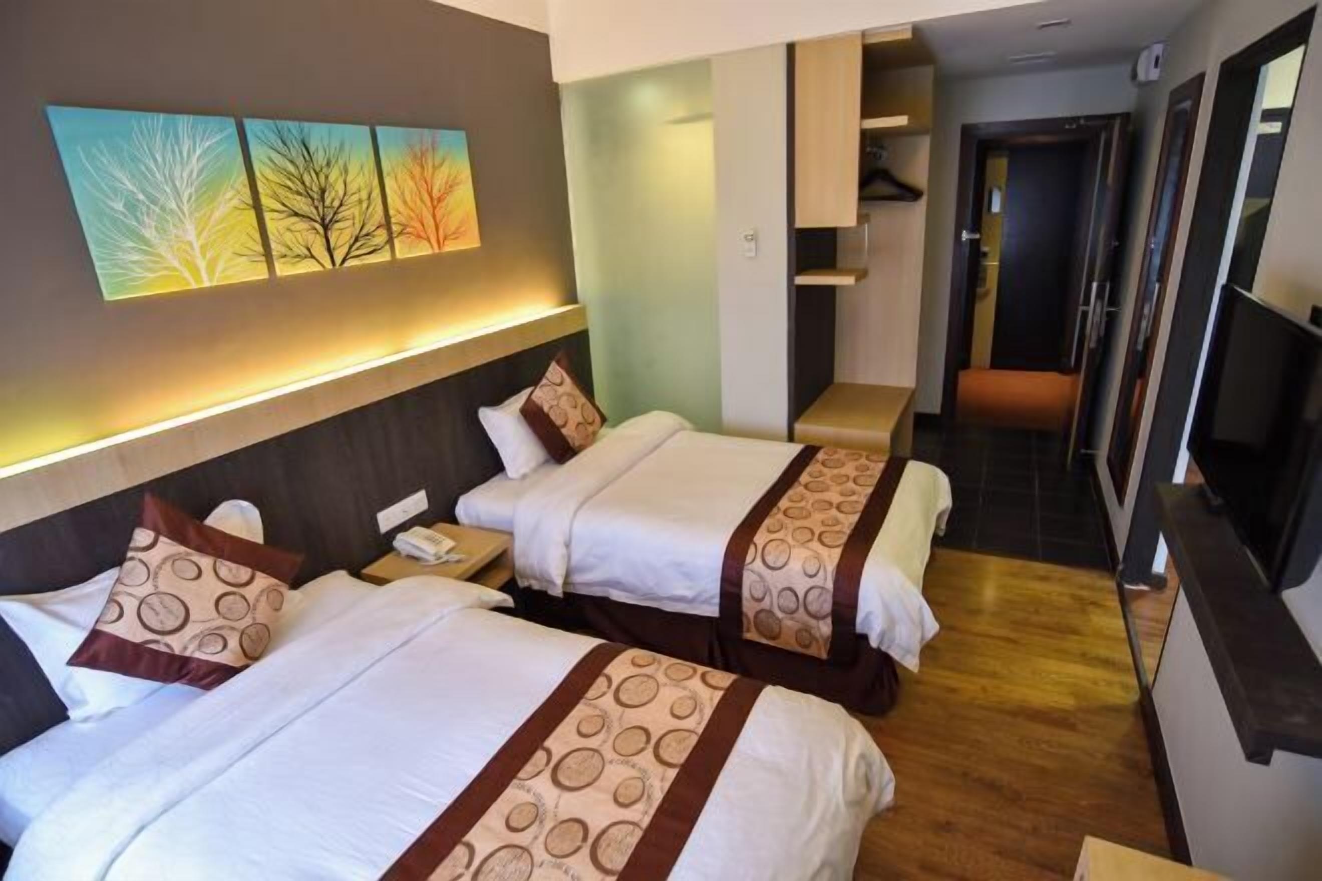 Rollaway beds, free WiFi