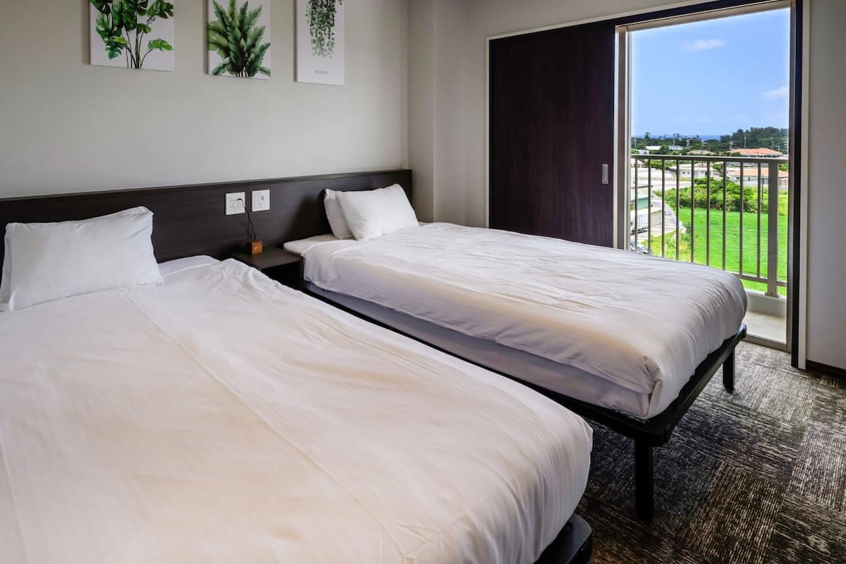 Blackout curtains, free WiFi, bed sheets