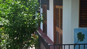 Property grounds - Uptown Guest House (Soufrière)