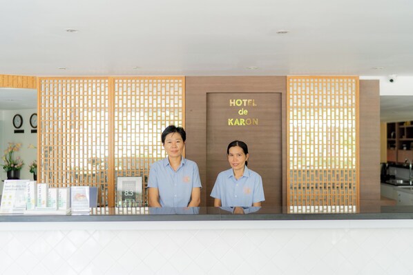 Reception - Hotel de Karon (Karon)
