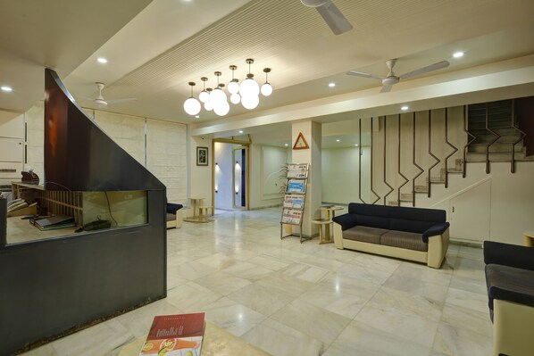 ロビー応接スペース