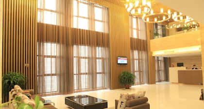 I-opal Hotel