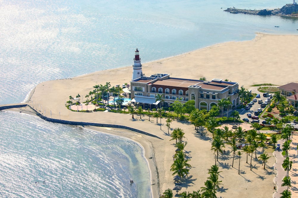 The Lighthouse Marina Resort