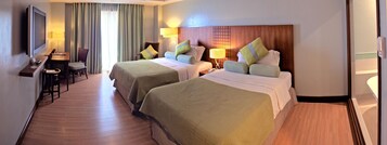 Aqua Terrace  | Minibar, in-room safe, desk, laptop workspace