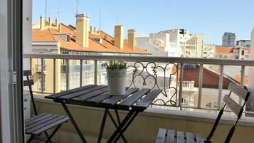 Driepersoonskamer (1 double and 1 single) | Balkon