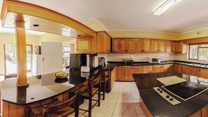 Interior - Cape Town Palms (Cape Town)