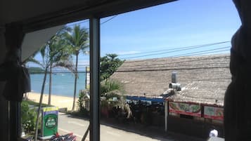 Deluxe Apartment, 1 King Bed, Non Smoking, Ocean View | Beach/ocean view