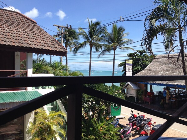 Appartement Deluxe, 1 très grand lit, non-fumeur, vue sur l’océan | Vue sur la plage ou l’océan