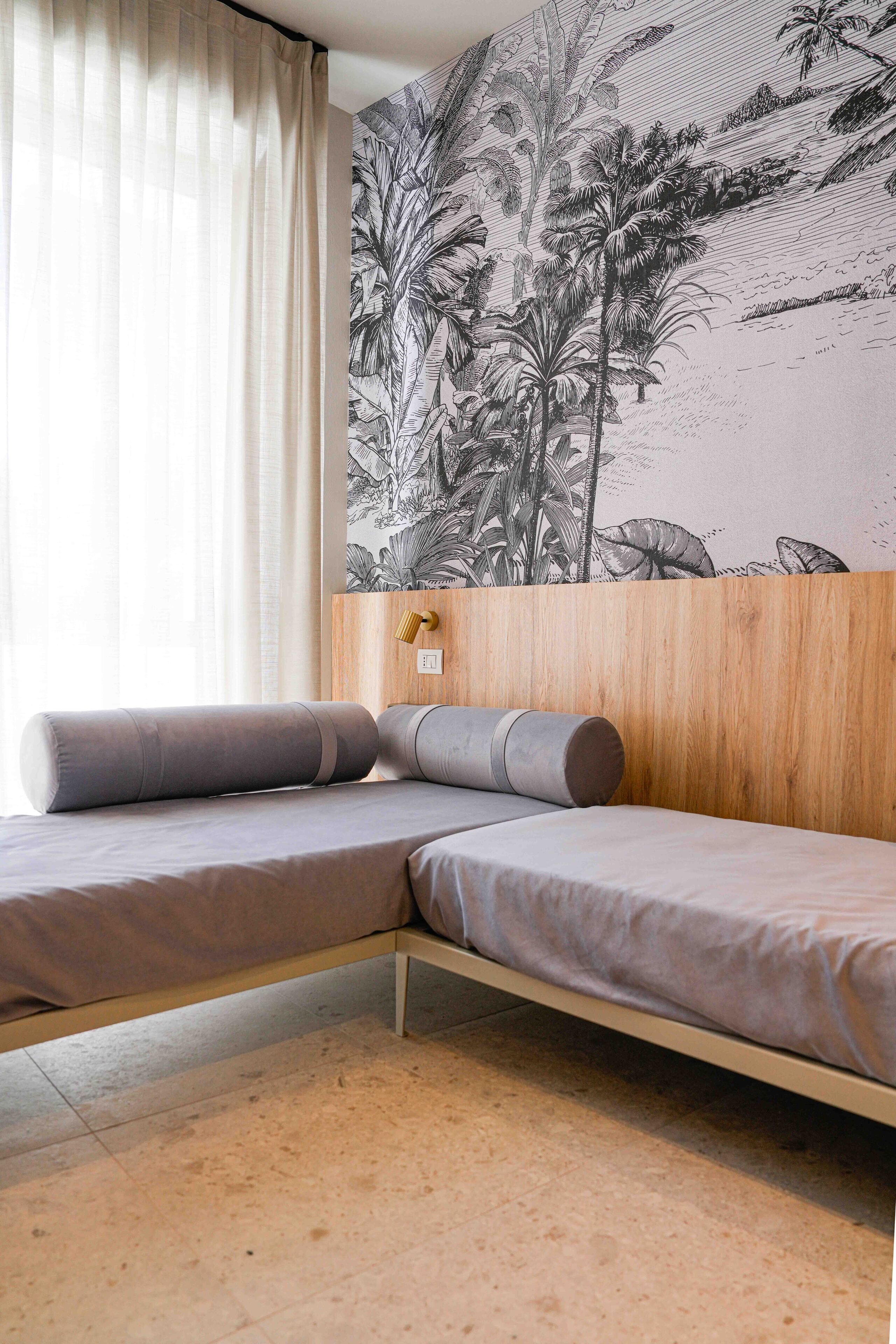 suite | 1 bedroom, frette italian sheets, down duvets, in-room safe