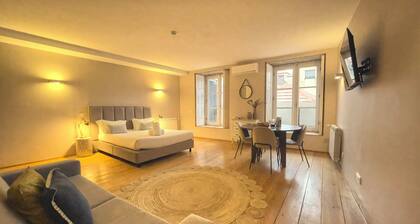 FLORES 36 by YoursPorto